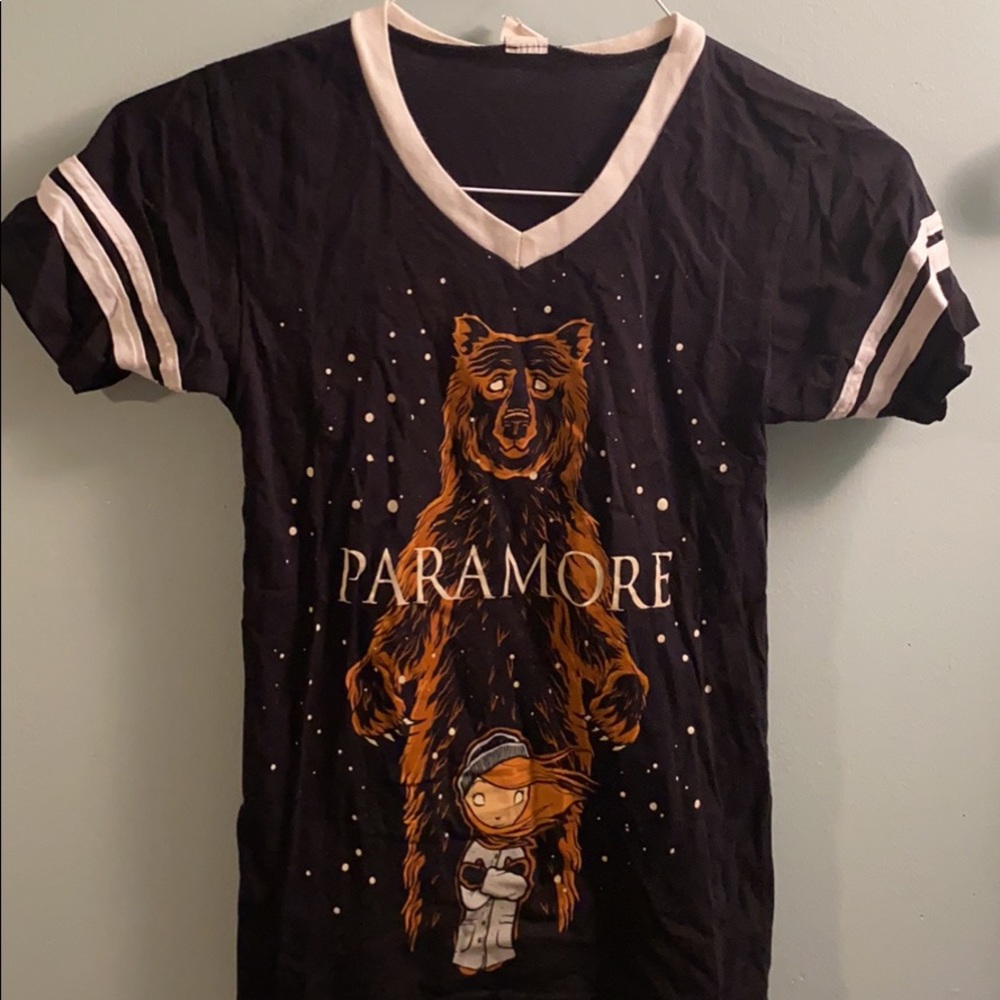 Paramore band t shirt